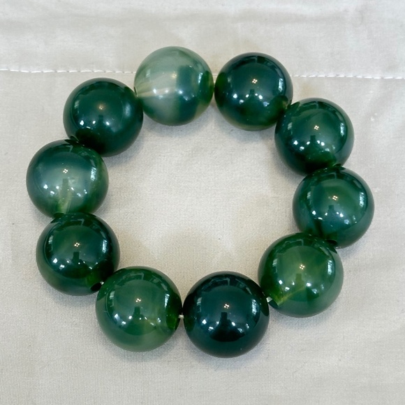 Large Green Nephrite beaded stretchy bracelet, type of Jade. - Picture 2 of 14